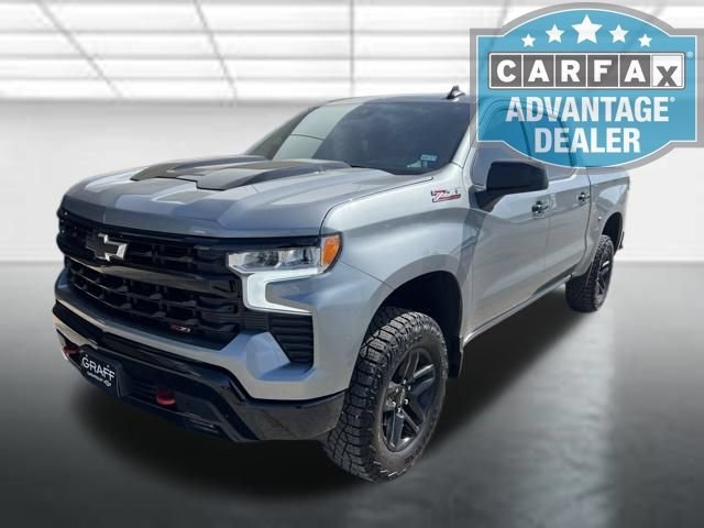 Used 2025 Sterling Gray Metallic Chevrolet LT Trail Boss image 2
