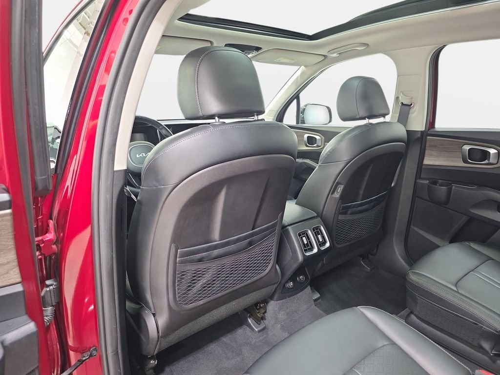 Used 2022 Passion Red Tintcoat Kia X-Line EX image 12
