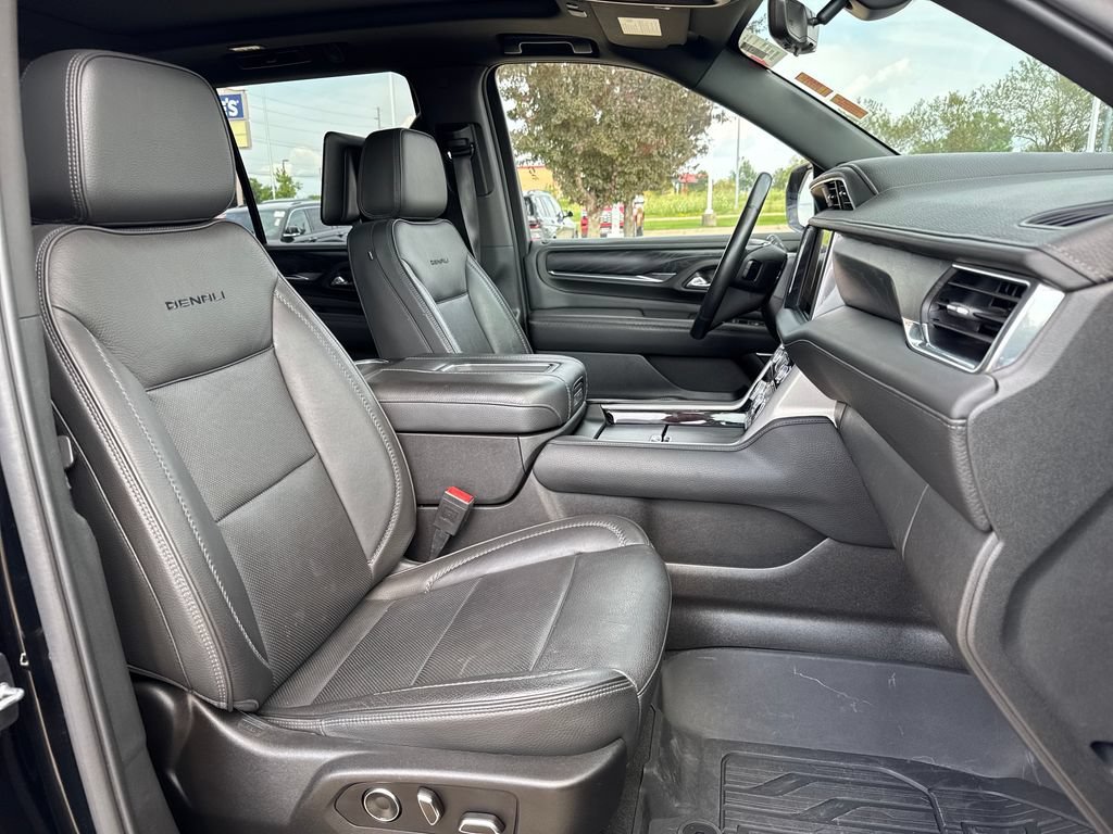 2021 GMC Yukon Denali - Photo 43