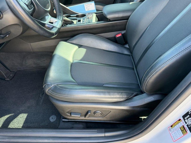 Used 2023 Wolf Gray Kia GT-Line image 19