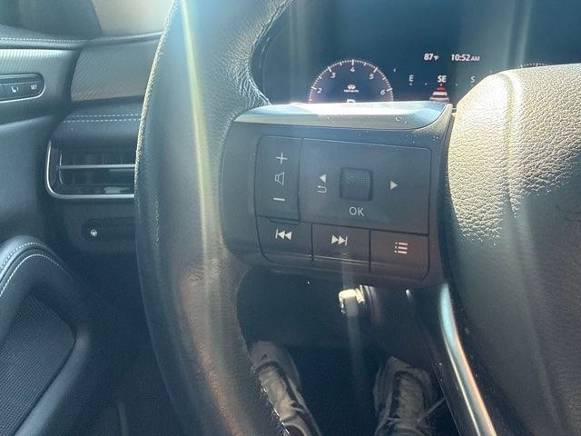 Used 2022 Graphite Shadow INFINITI LUXE image 12
