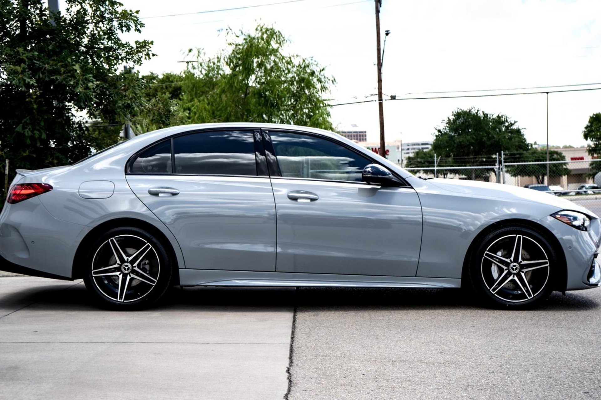 2025 Mercedes-Benz C-Class Sedan C 300 - Photo 32
