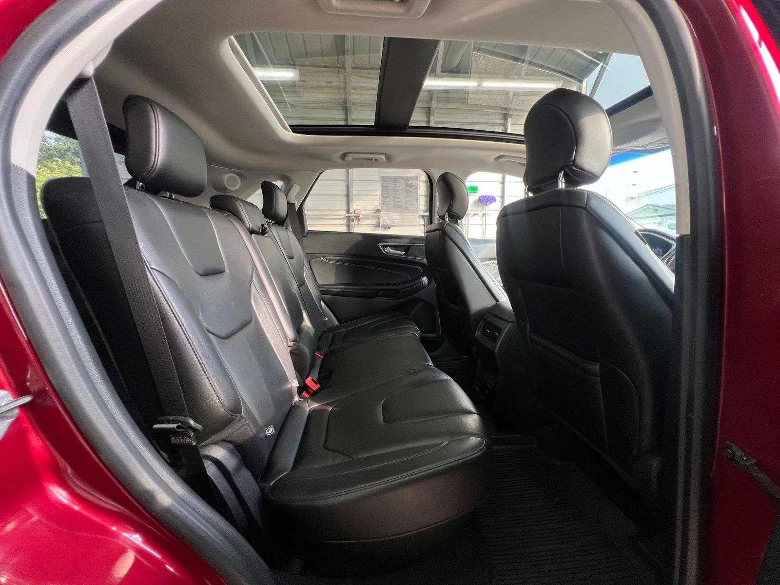 Used 2019 Red Ford Titanium image 18