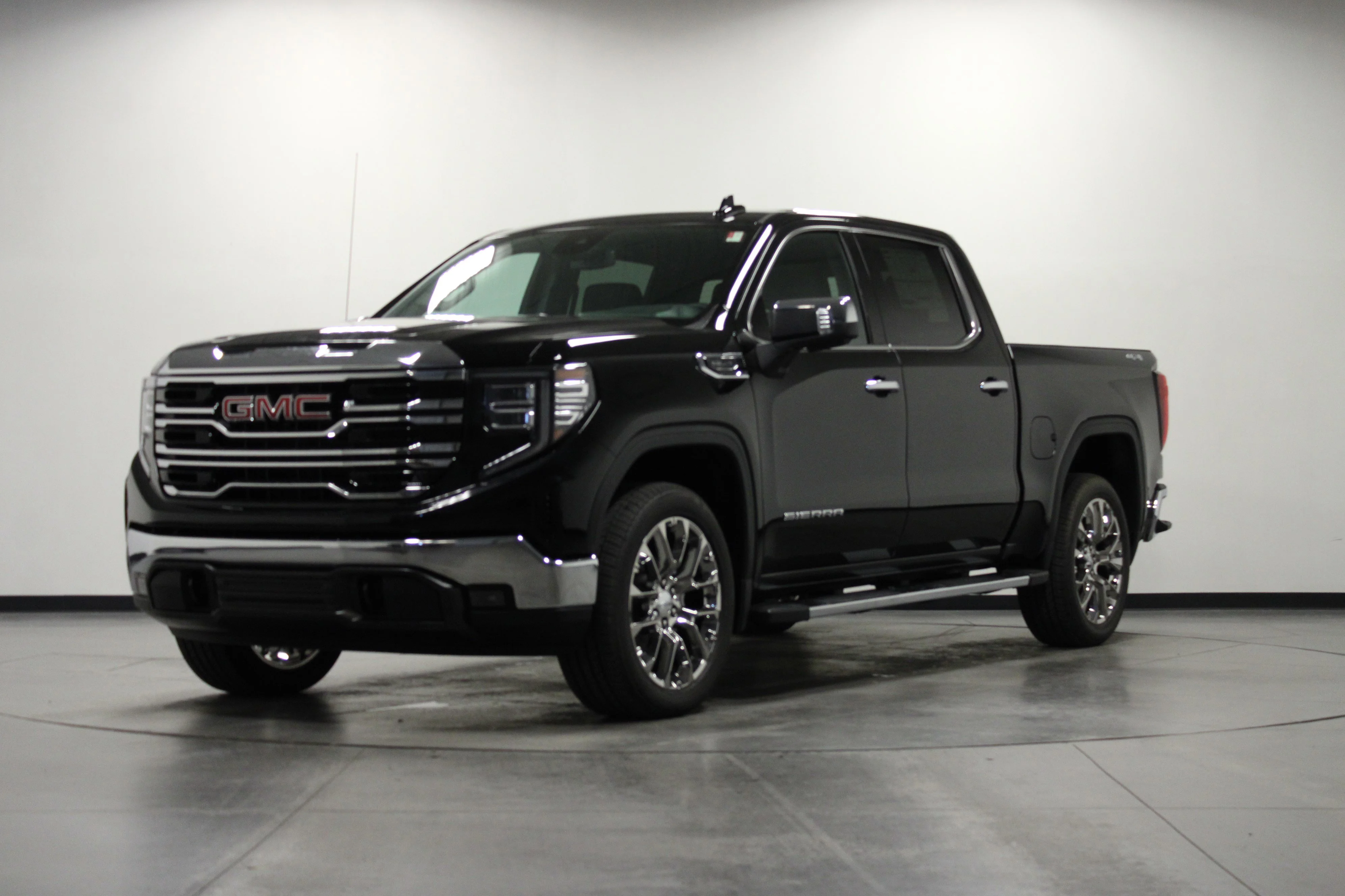 New 2026 Onyx Black GMC SLT image 8