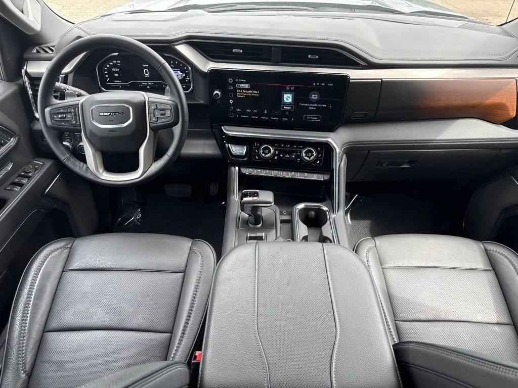 Used 2025 Sterling Metallic GMC Denali image 14