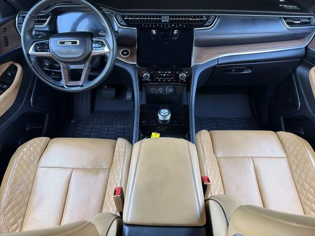 Used 2022 Black Jeep Summit image 16
