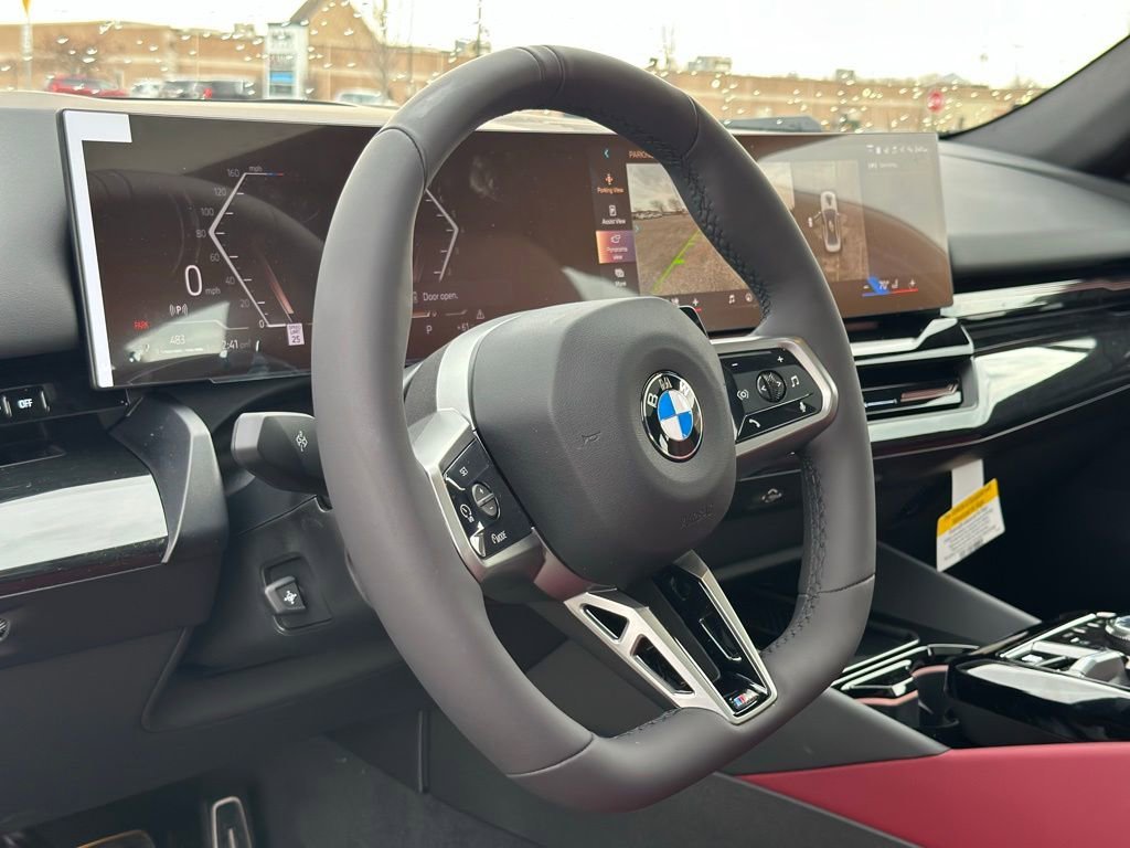 New 2026 Mineral White Metallic BMW 530i xDrive image 17