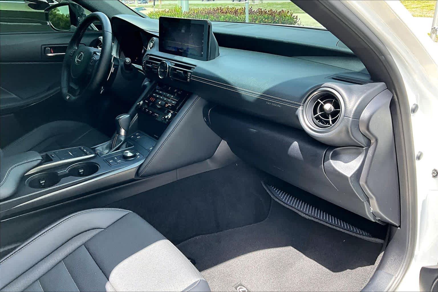 Certified Used 2025 Ultra White Lexus F SPORT image 19