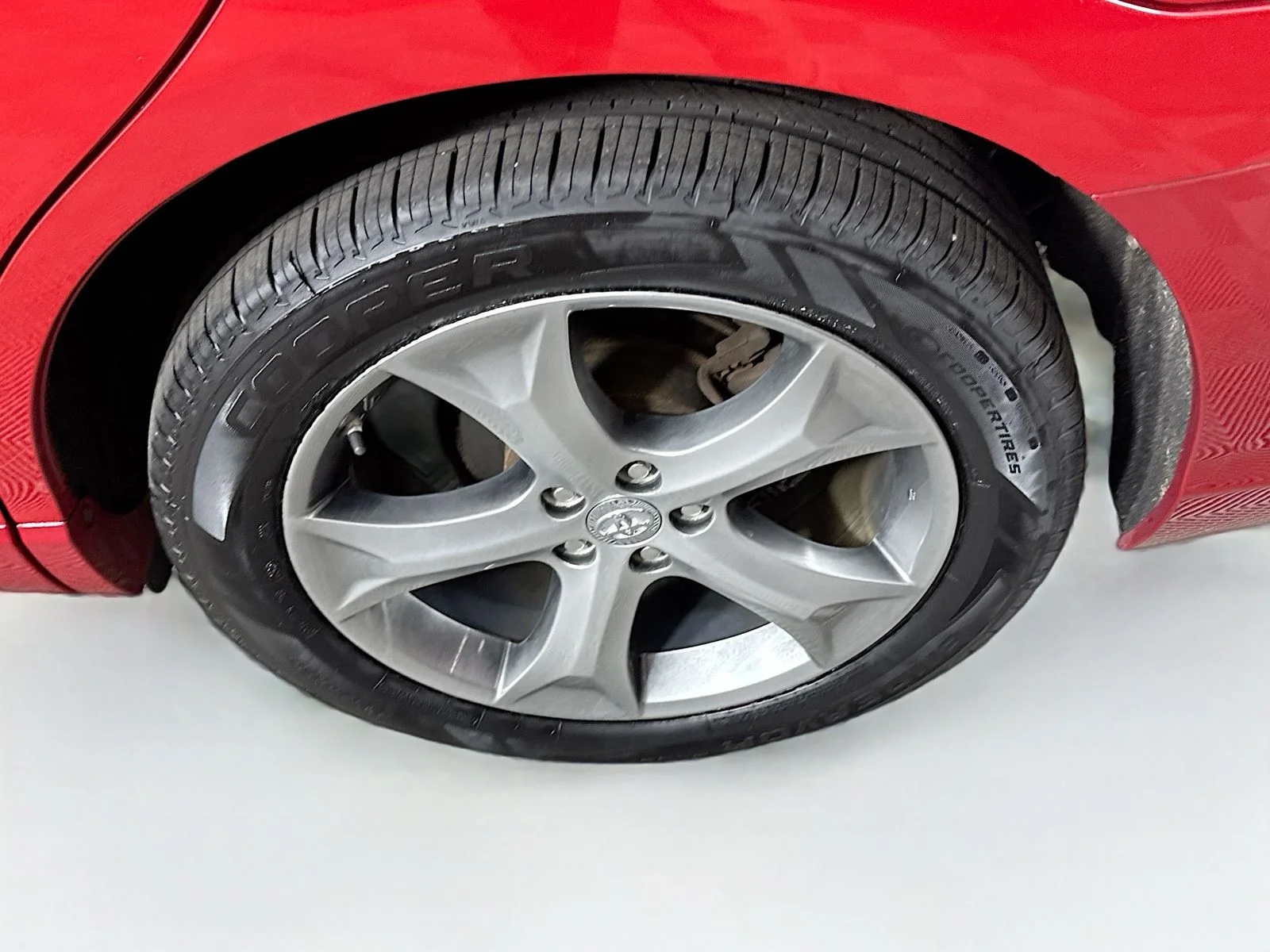 Used 2013 Red Toyota Limited image 26