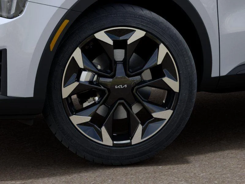 New 2026 Glacial White Pearl Kia EX image 9