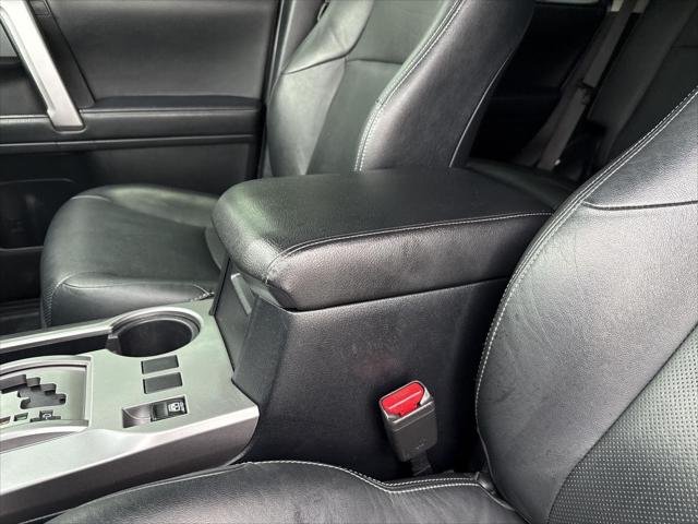 Certified Used 2022 ARMY GREEN Toyota  image 25