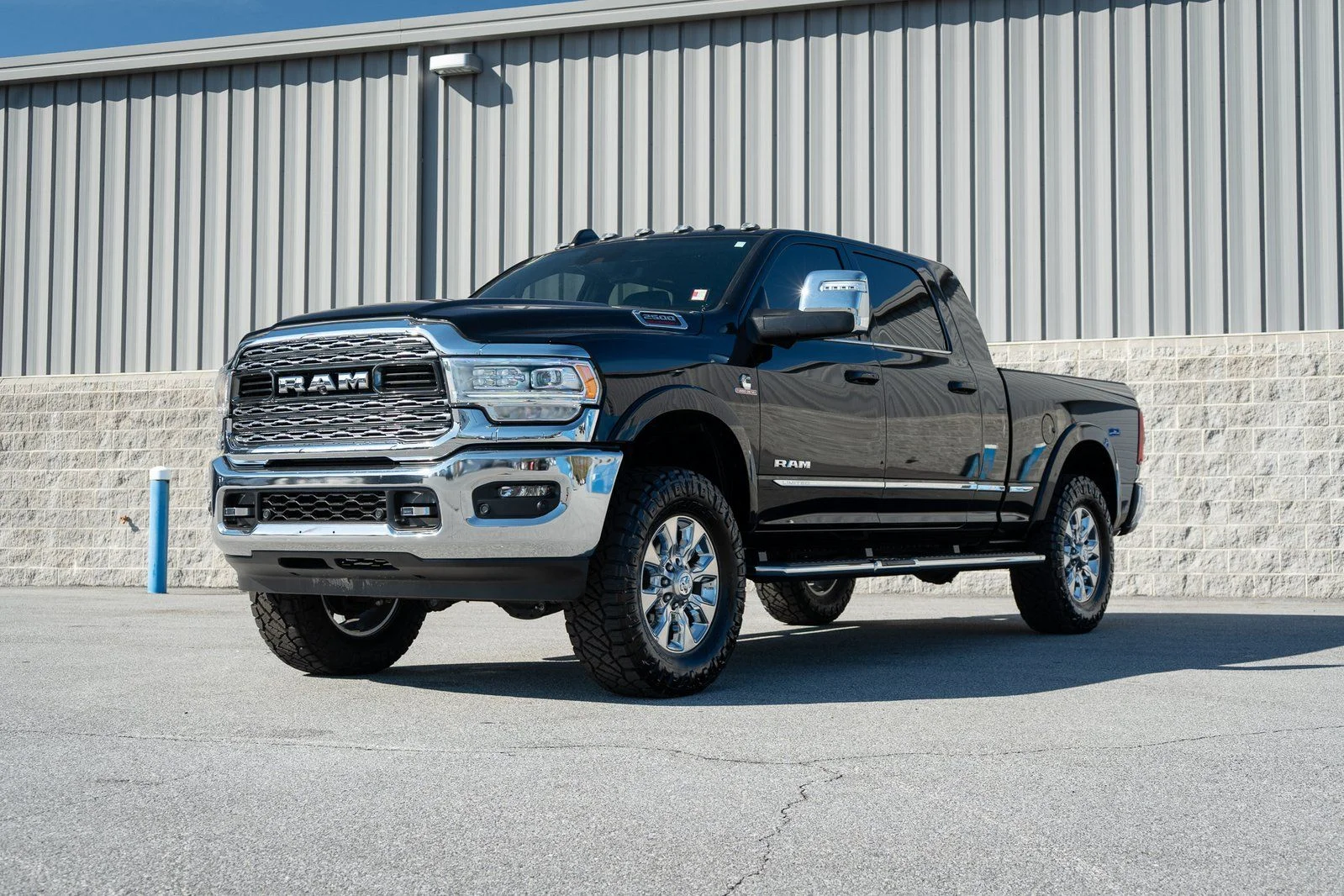 2024 RAM Ram 2500 Pickup Laramie Limited - Photo 8