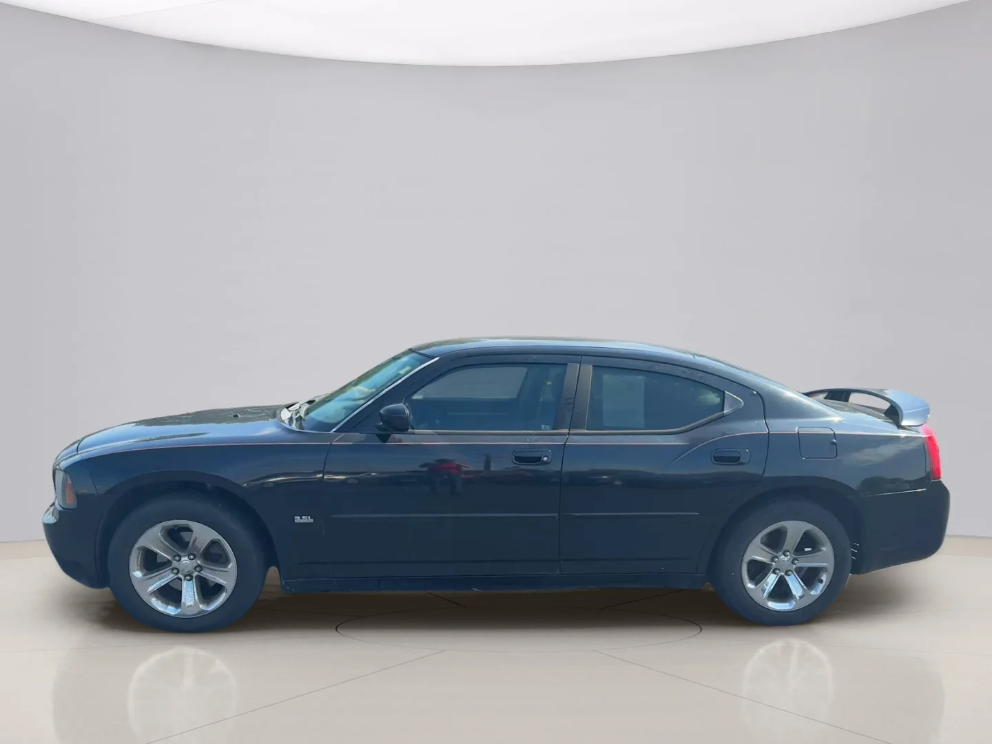 Used 2010 Black Dodge SXT image 2