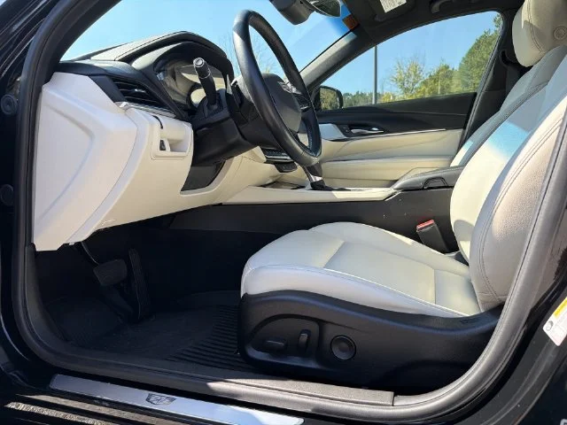 Used 2023 Black Cadillac Luxury image 12
