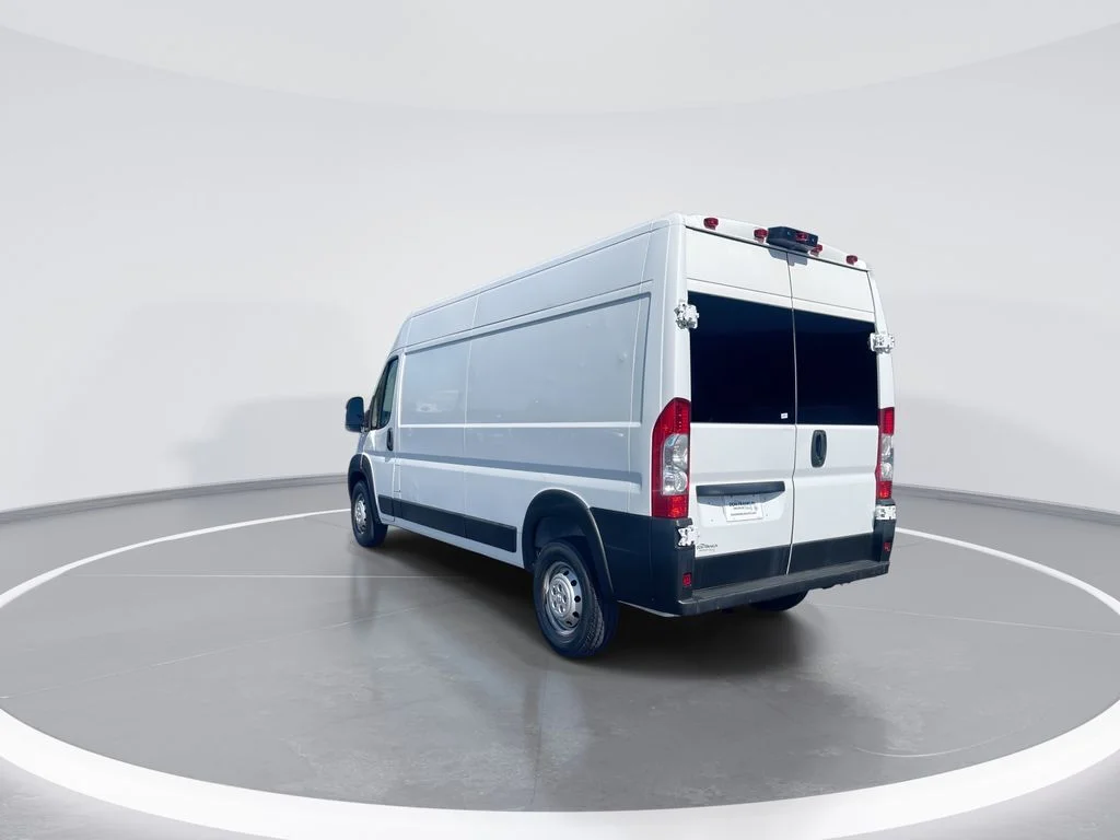 Used 2021 White Ram High Roof image 6