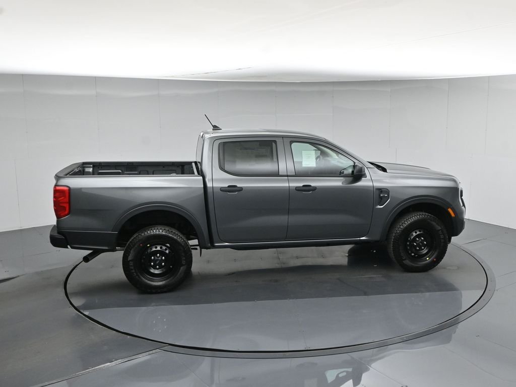 New 2026 Gray Ford XL image 40