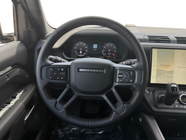 New 2026 Santorini Black Land Rover X-Dynamic SE image 13