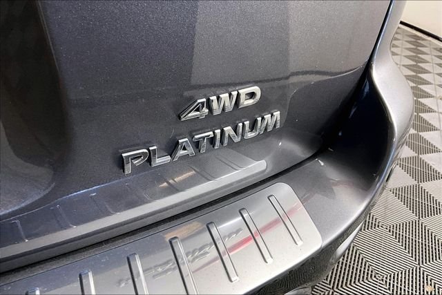 Used 2017 Gray Nissan Platinum image 22