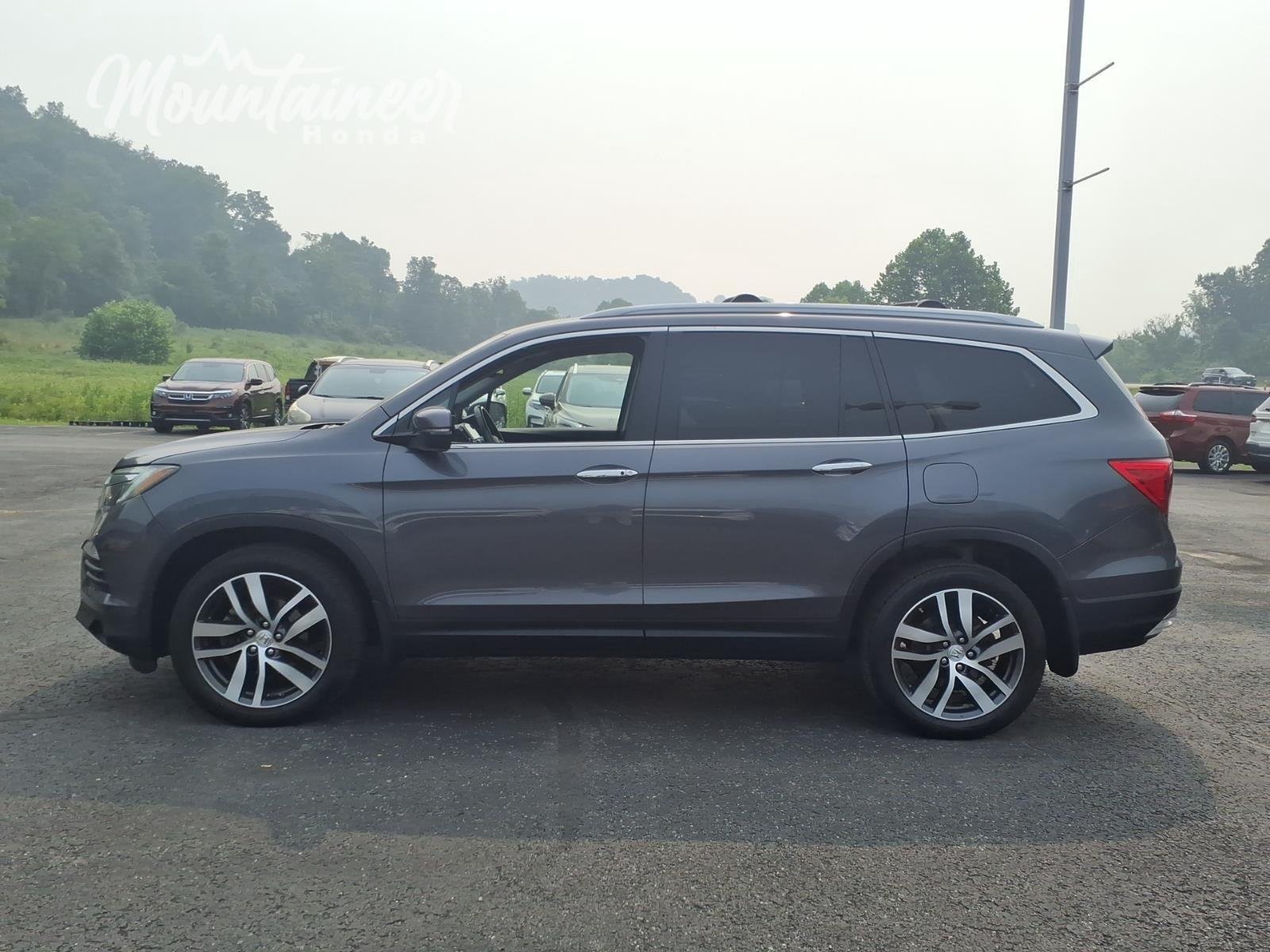 Used 2018 Modern Steel Metallic Honda Elite image 4