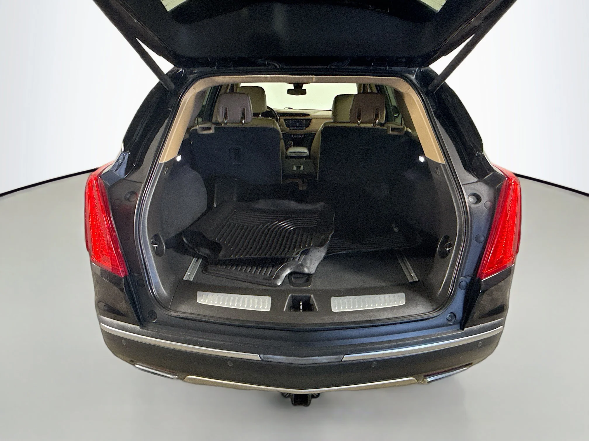Used 2017 Stellar Black Metallic Cadillac Platinum AWD image 31