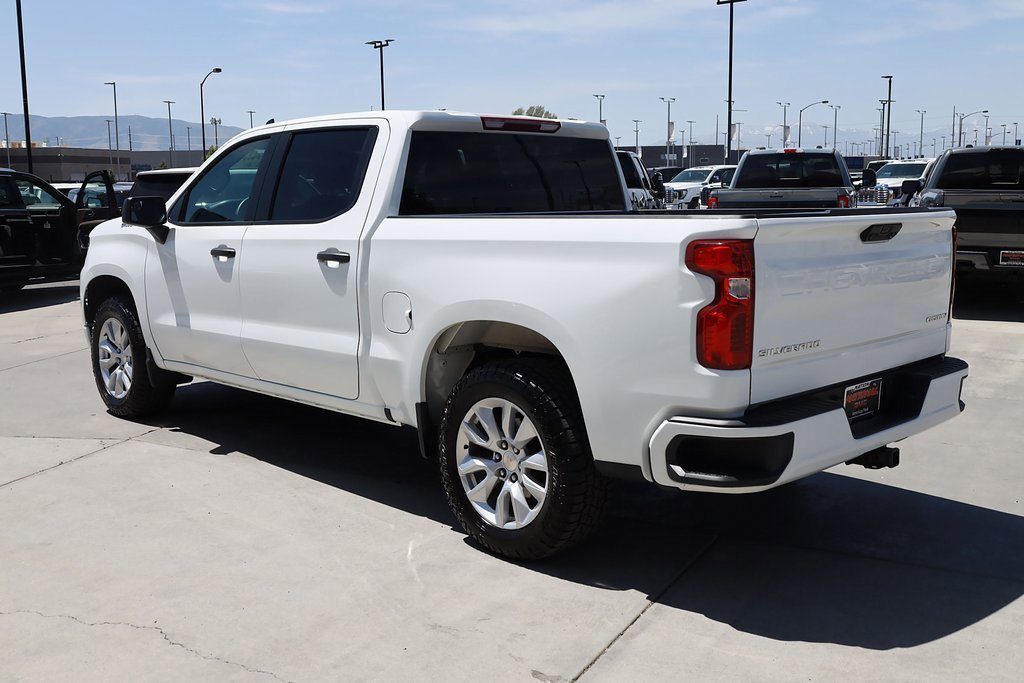 2022 Chevrolet Silverado 1500 Custom photo 4