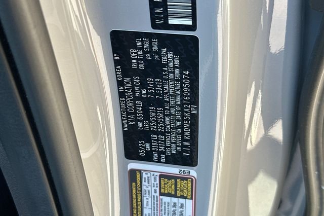 Used 2026 White Kia SX Prestige image 28