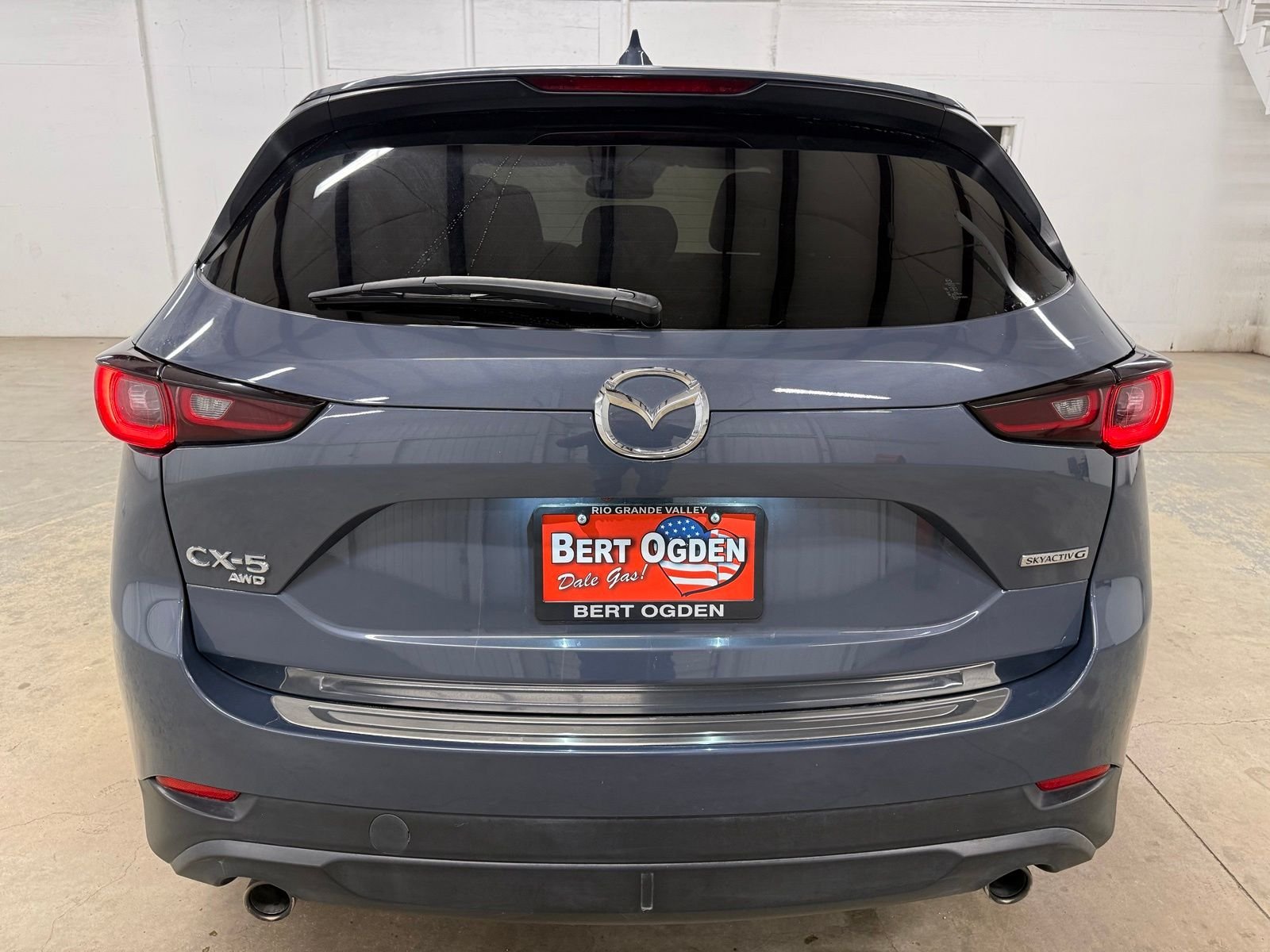 Used 2023 Gray Mazda 2.5 S Carbon Edition image 7