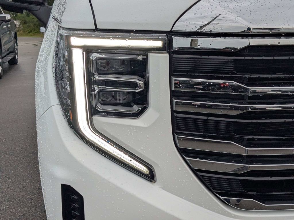 2026 GMC Sierra 1500 SLT - Photo 10