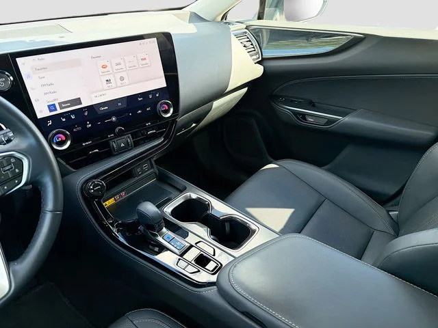 Certified Used 2025 White Lexus 350h Premium image 22