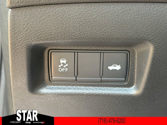 Certified Used 2018 Graphite Shadow INFINITI 3.0t LUXE image 22