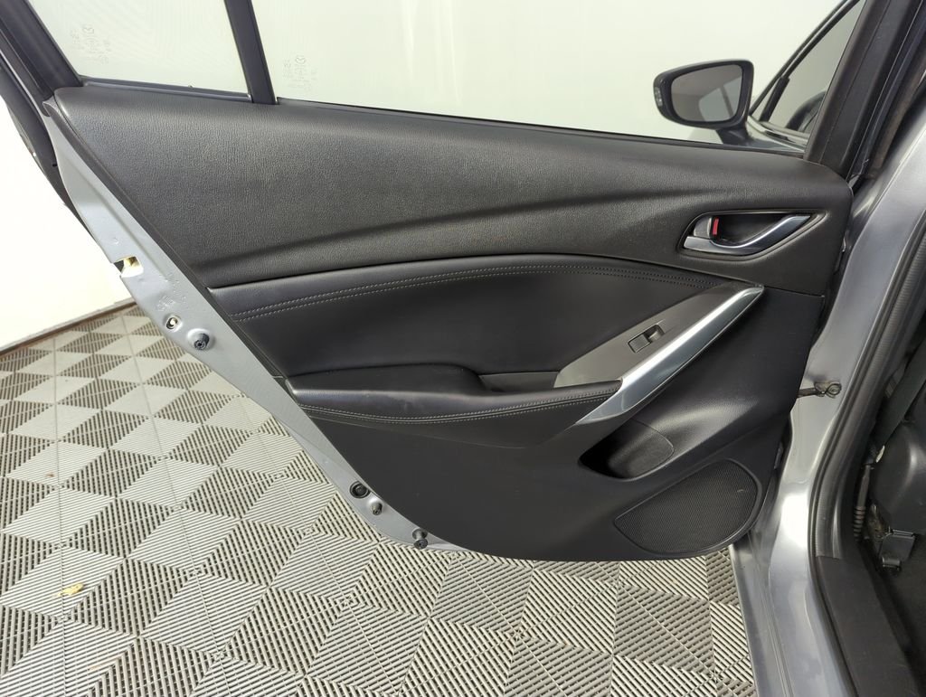 Used 2014 Silver Mazda i Touring image 27