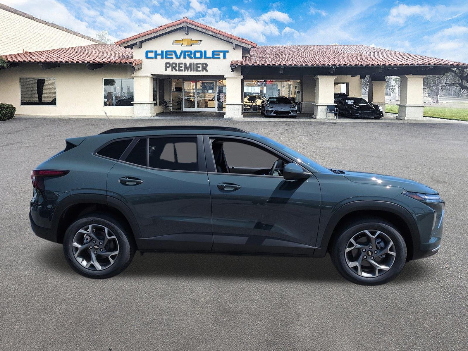 2026 Chevrolet Trax LT - Photo 9