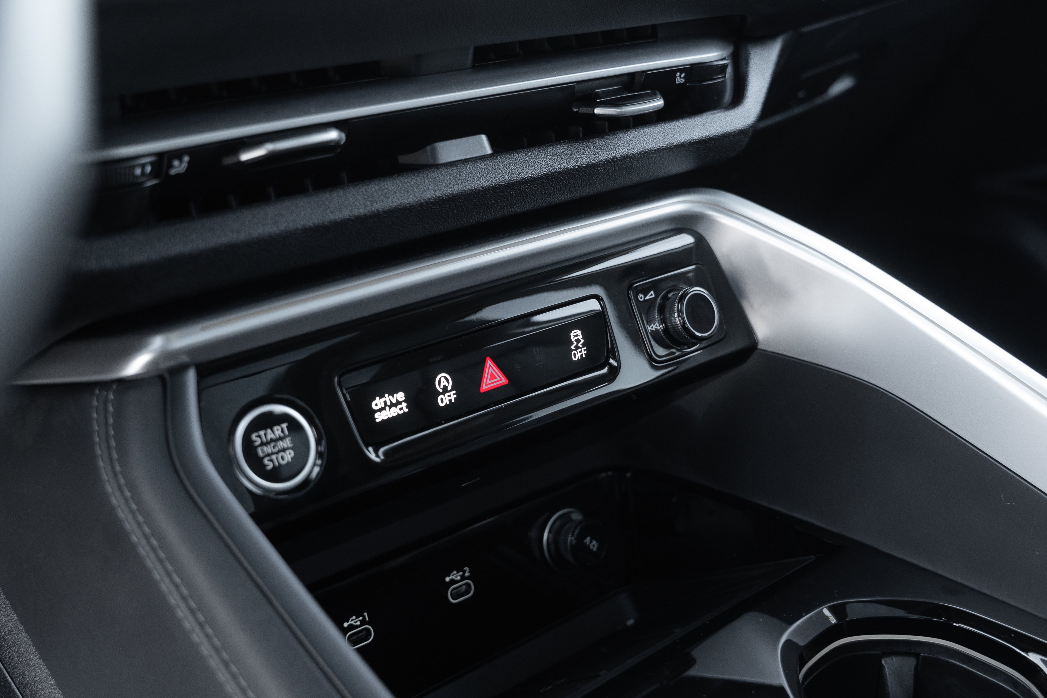 Certified Used 2025 Mythos Black Metallic Audi Premium image 14
