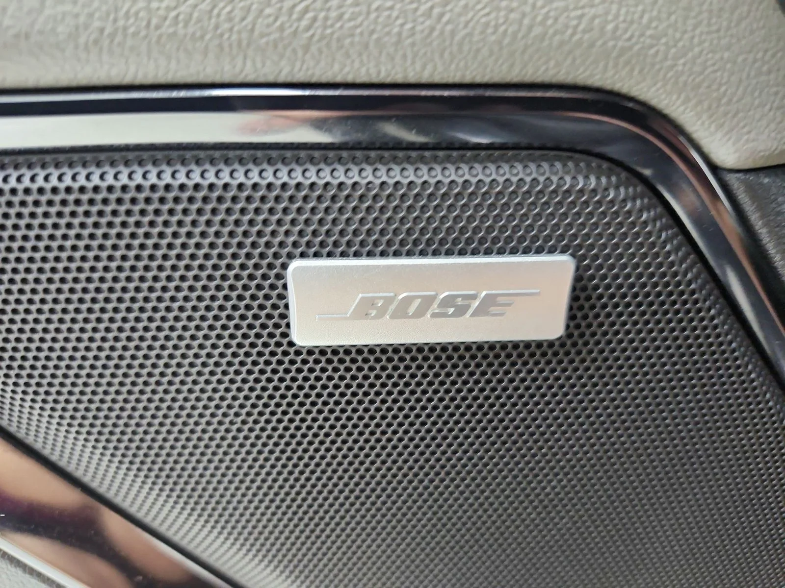 Used 2024 Black Chevrolet ZR2 image 39