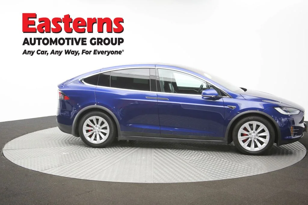 Used 2017 Blue Tesla P100D image 42