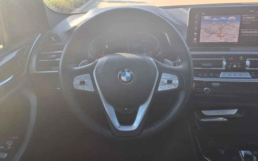Used 2023 Black BMW sDrive30i image 21