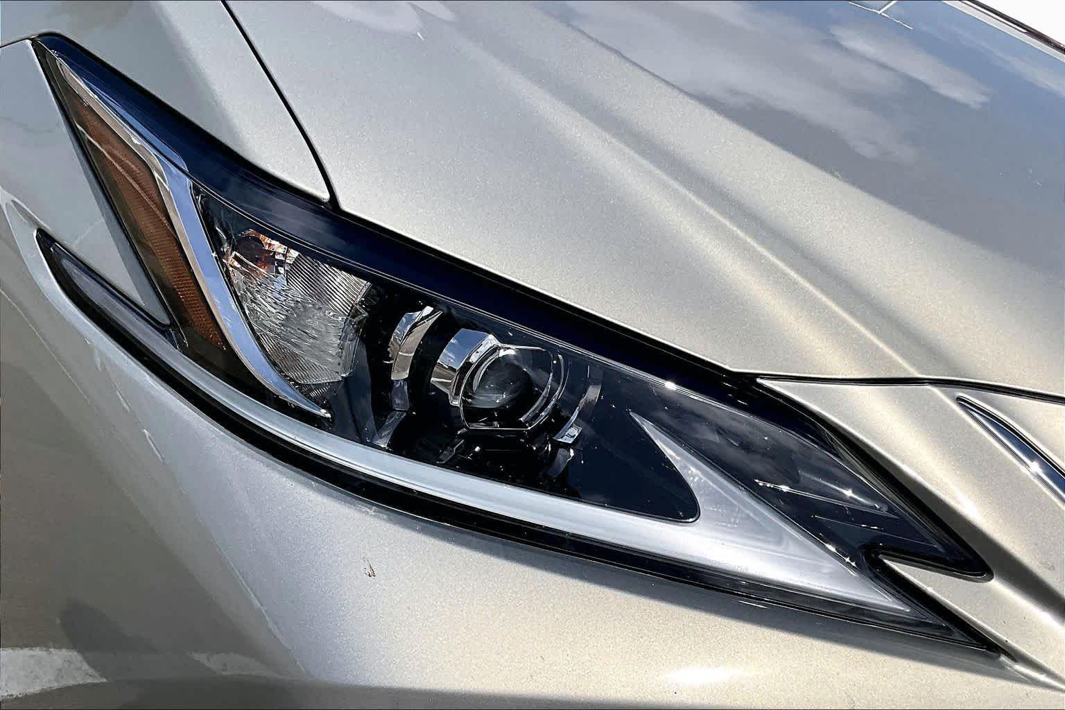 Used 2024 Moonbeam Beige Metallic Lexus  image 25