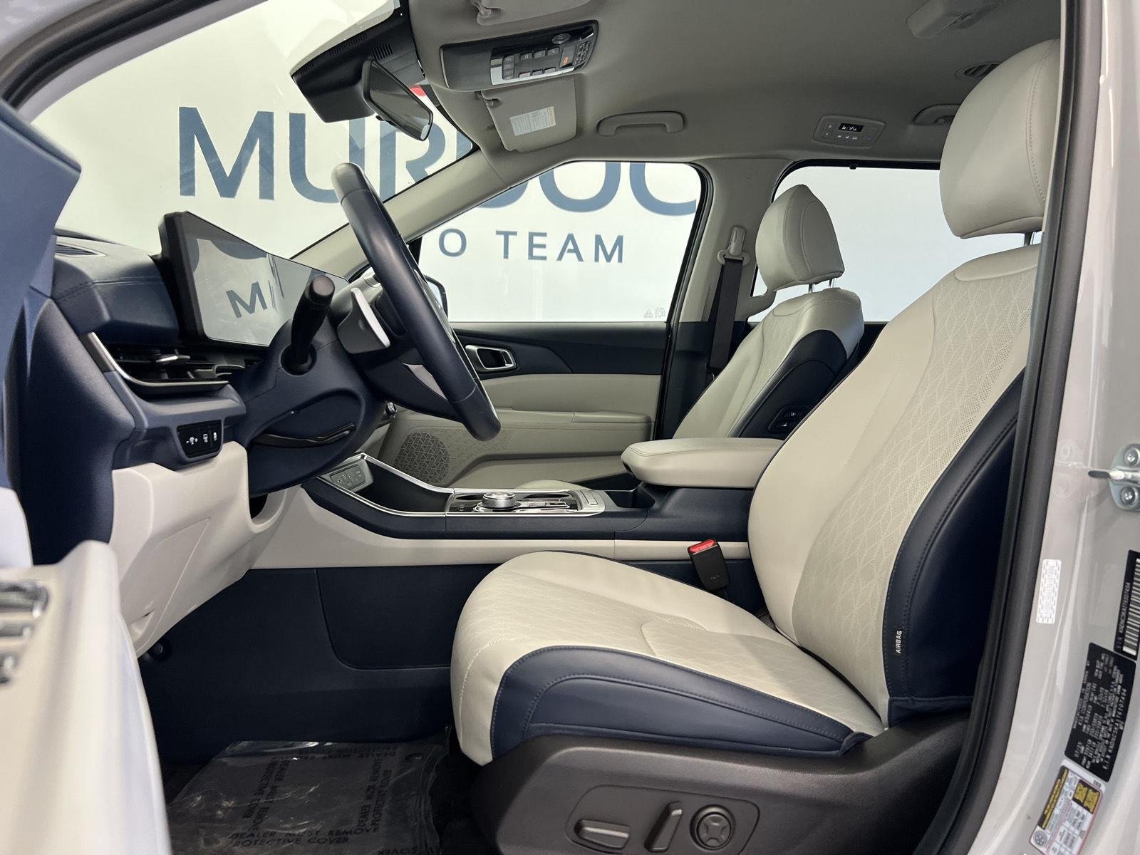 Used 2026 Ceramic Silver Kia EX image 12