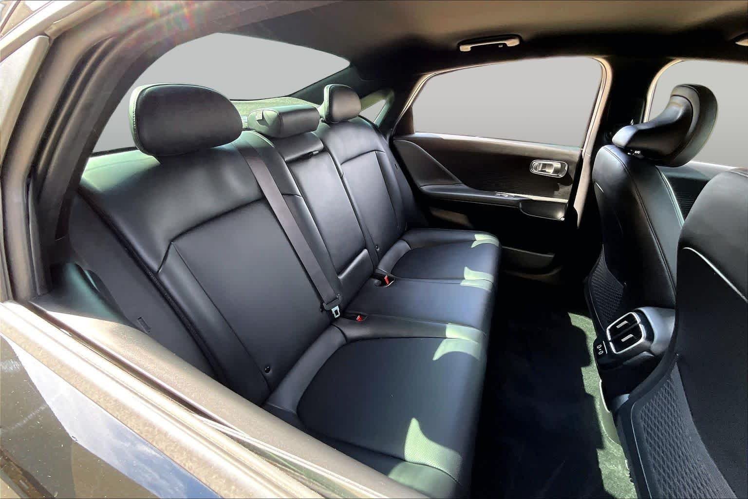 Used 2023 Onyx Black Hyundai SEL image 17