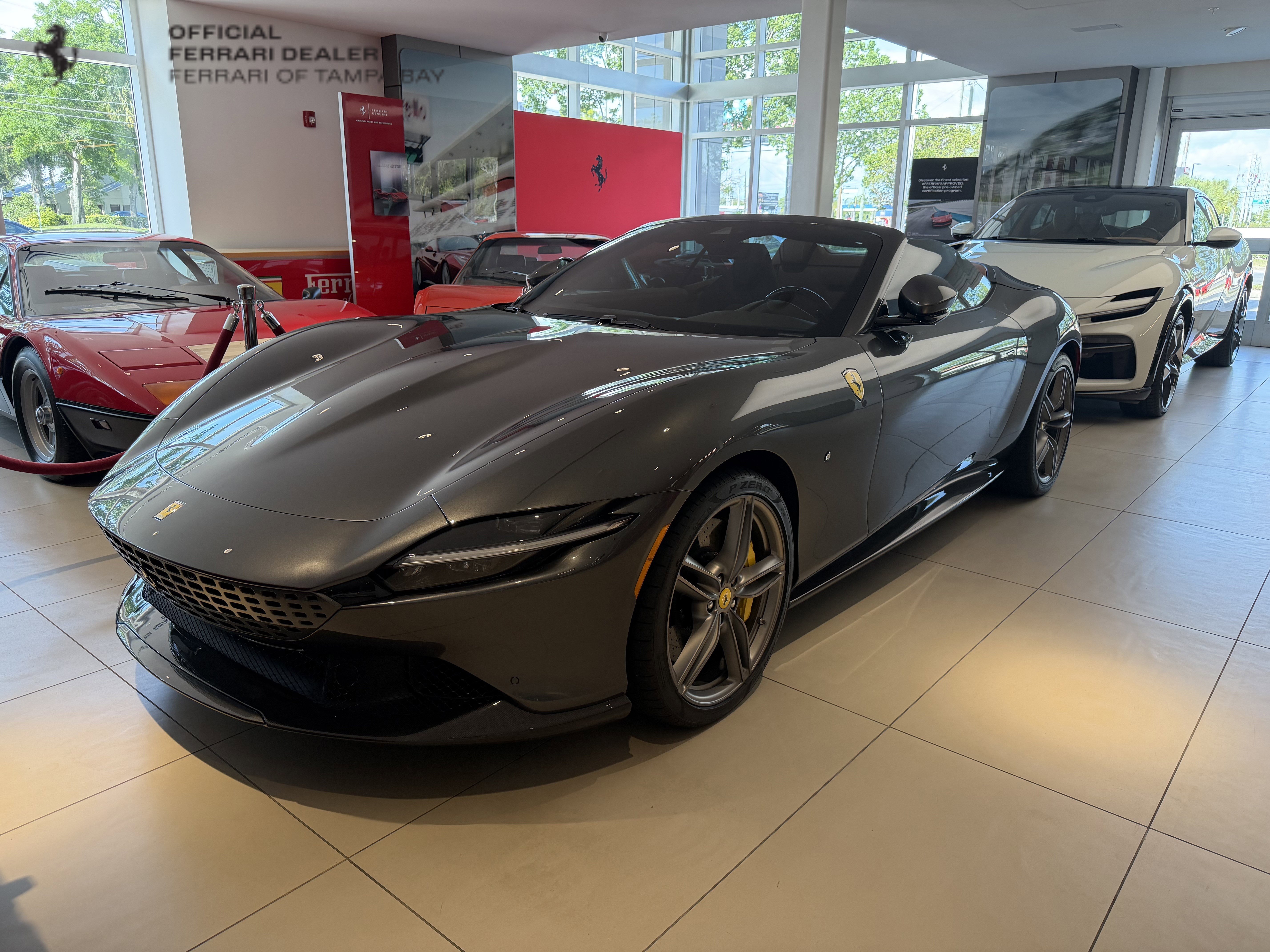 2025 Ferrari Roma Spider's photo