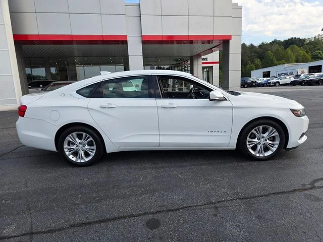 Used 2015 White Chevrolet LT image 10