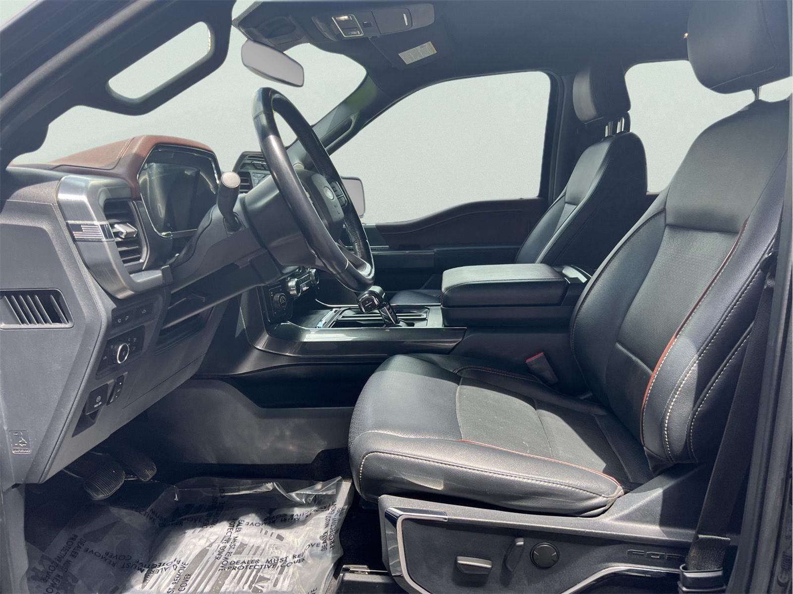 Used 2022 Agate Black Ford LARIAT image 10