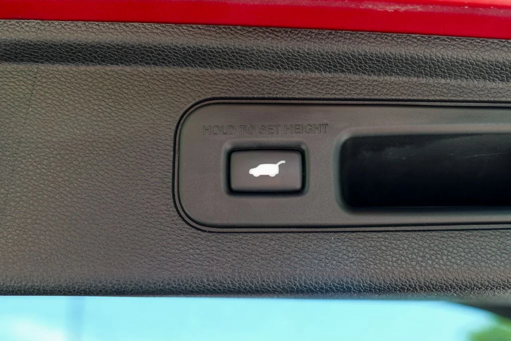 Used 2023 Red Honda EX-L image 60