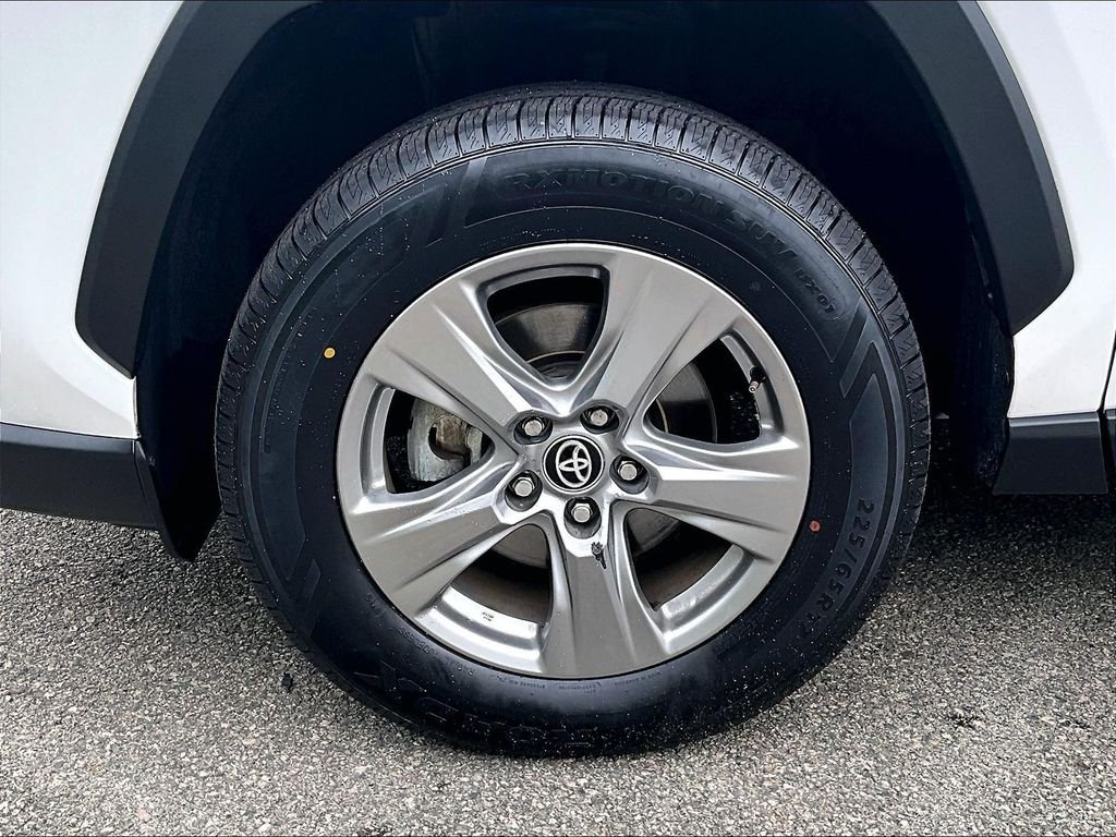 Used 2024 White Toyota XLE image 7