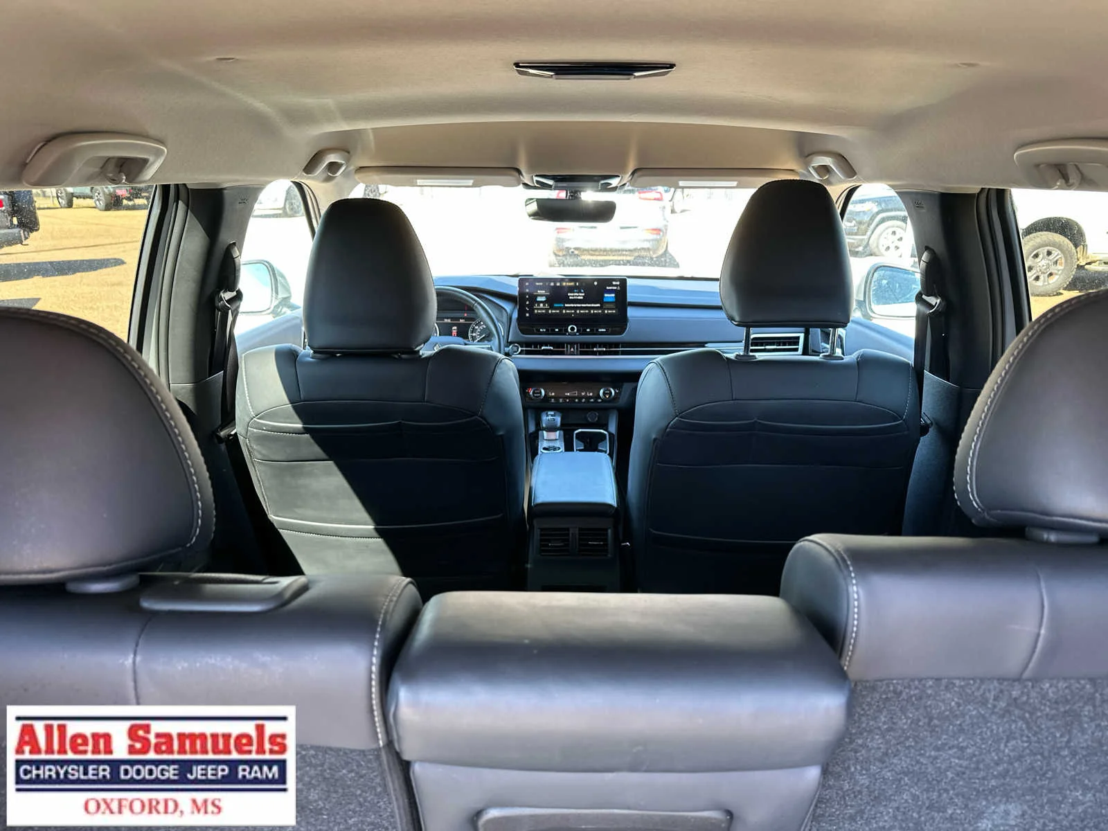 2025 Mitsubishi Outlander SE - Photo 30