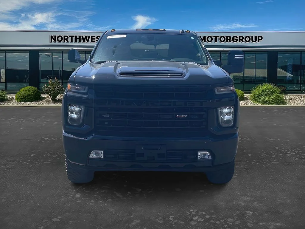 Used 2021 Black Chevrolet LT image 2