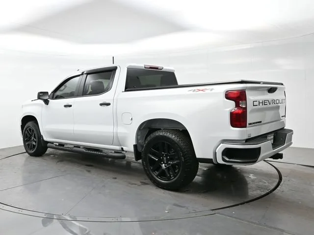Used 2025 Summit White Chevrolet Custom image 5
