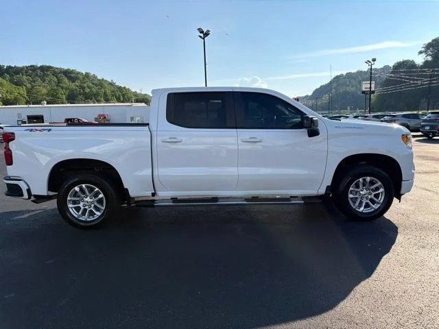 Used 2026 Summit White Chevrolet RST image 9