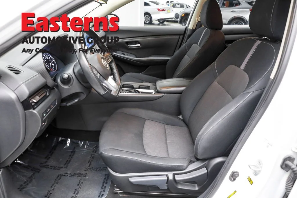 Used 2023 White Nissan SV image 14