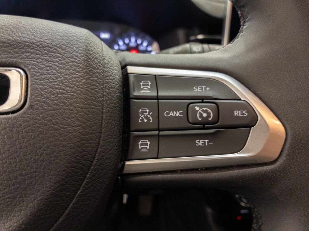 Used 2025 Blue Jeep Limited image 23